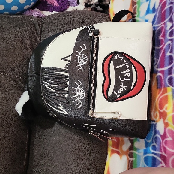 Danielle Nicole Disney Backpack - Picture 2 of 16